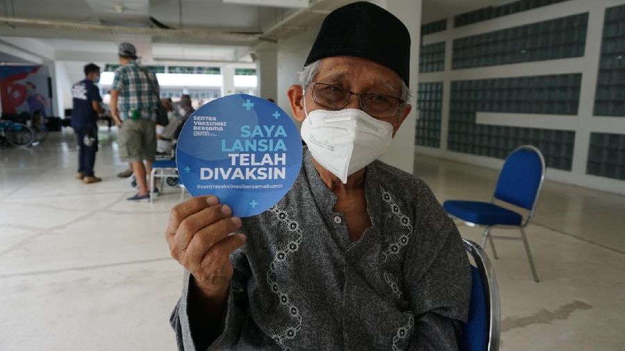 Vaksin lansia. Ist