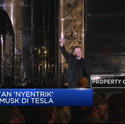 Jabatan Nyentrik Elon Musk di Tesla