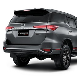 Innova-Fortuner Bakal Pajak 0%, Kalau Pajero-CR-V Bagaimana?