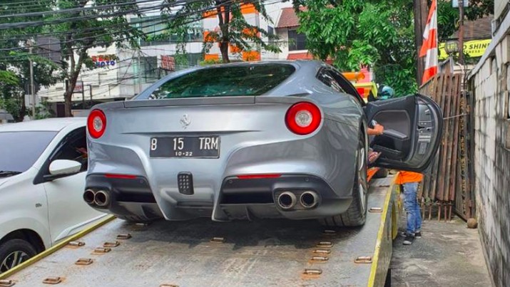 Mobil Ferrari sitaan kasus Asabri/ist Mobil Ferrari sitaan kasus Asabri/ist