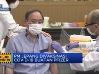 PM Jepang Divaksinasi Covid-19 Buatan Pfizer