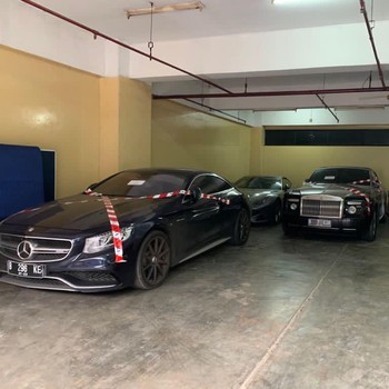Penampakan Mobil Mewah-Kapal Raksasa Aset Tersangka Asabri!