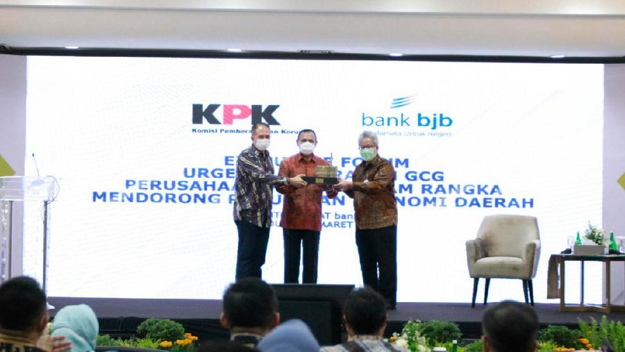 Ketua KPK Firli Bahuri Berikan Edukasi dan Sosialisasi Soal Pemberantasan Korupsi di Menara bank bjb. (Dok. bank bjb)