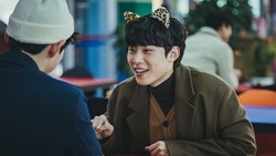 Kim Sung Cheol Minta Maaf Terciduk Voting Foto Seksi Dua Member IZ*ONE