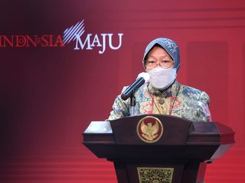 Dana Bansos Tahun Depan Turun, Gimana Nih Bu Risma?