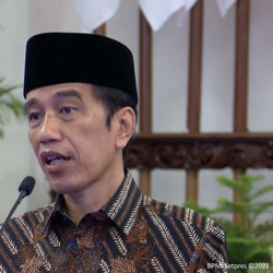 Jokowi Bicara Ancaman Teknologi : Ogah Berubah, Digilas!