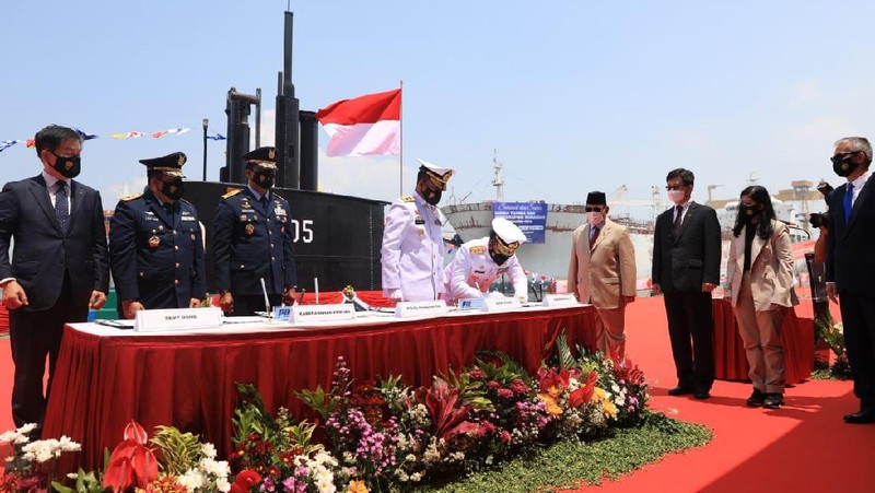 Serah Terima Kapal Selam yang diberi nama Alugoro-405  (Dok. Kementerian Pertahanan (Kemhan)