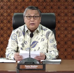 Bandel! Bunga Kredit Bank Masih Selangit