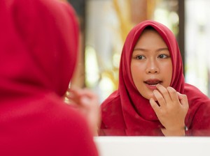 7 Lip Tint yang Nggak Bikin Bibir Kering Saat Puasa