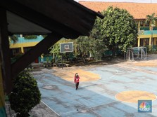 PPKM Level 4: Semua Sekolah Masih Daring Alias Online