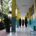 Kegiatan uji coba belajar mengajar tatap muka dengan menerapkan protokol kesehatan di SMPN 1 Bojonggede, Kabupaten Bogor, Jawa Barat, Kamis (18/3/2021). Sebanyak 170 sekolah di Kabupaten Bogor, Jawa Barat menggelar uji coba pembelajaran tatap muka di