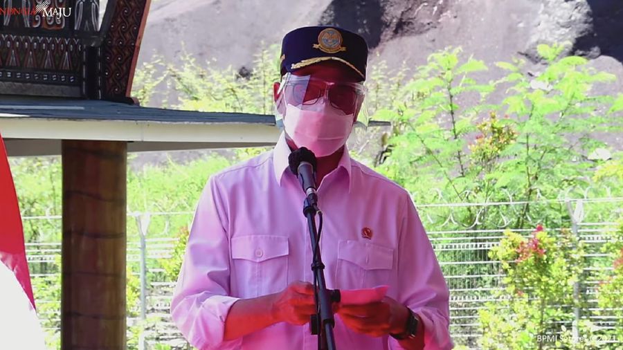 Menteri Perhubungan Budi Karya Sumadi dalam peresmian Bandar Udara Toraja dan Bandar Udara Pantar, Kab. Tana Toraja (18/3/2021). (Tangkapan Layar Youtube Sekretariat Presiden)