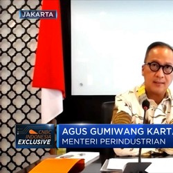 Menperin Respons Viral Media Asing Bongkar Impor Sepatu Bekas