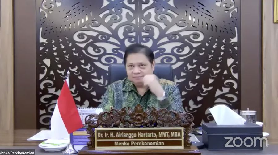 Menteri Koordinator Bidang Perekonomian, Airlangga Hartarto saat Konferensi Pers Perpanjangan dan Perluasan Pemberlakuan Pembatasan Kegiatan Masyarakat (PPKM) Mikro (Tangkapan Layar)