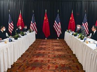 Tegang Banget! Intip Potret Pertemuan AS-China di Alaska