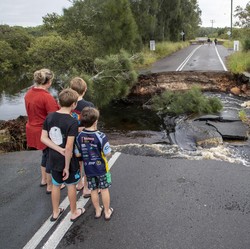 Australia Dilanda Banjir Terparah Dalam 50 Tahun