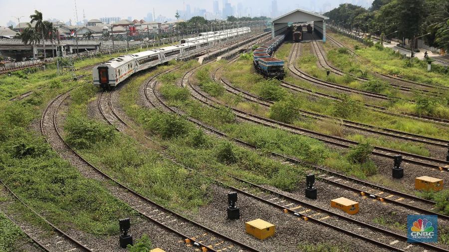 Depo Kereta Api Cipinang (CNBC Indonesia/Andrean Kristianto)