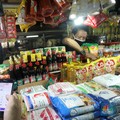Juni 'Diramal' Deflasi, Tanda Daya Beli Rakyat Jeblok?