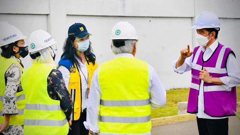 Presiden Joko Widodo (Jokowi) meresmikan sistem penyediaan air minum (SPAM) Umbulan, Kabupaten Pasuruan, Jawa Timur, Senin (22/3/2021). (Foto: Laily Rachev - Biro Pers Sekretariat Presiden)