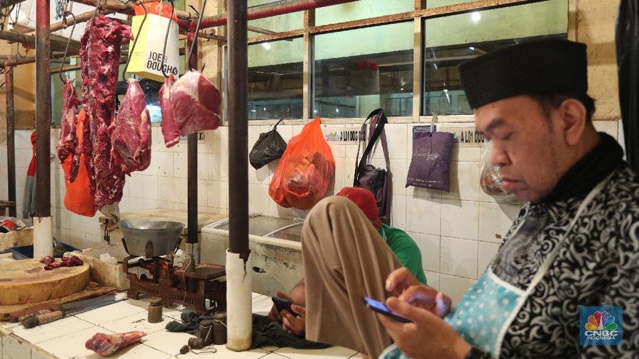 Daging Sapi (CNBC Indonesia/Tri Susilo)