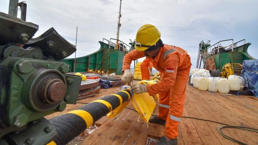 kabel bawah laut (Ist Dokumentasi PLN)