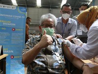 Sudah 6 Juta Orang Divaksin, Ini Kabar Gembira dari Wamenkes