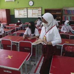 Bakal Ada SKB 4 Menteri untuk Pembukaan Sekolah, Tunggu ya...