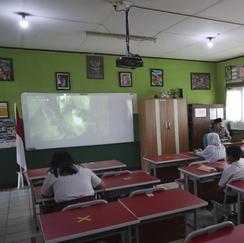 Bunda, Sekolah Kota Bekasi Sudah Mulai Belajar Tatap Muka Lho