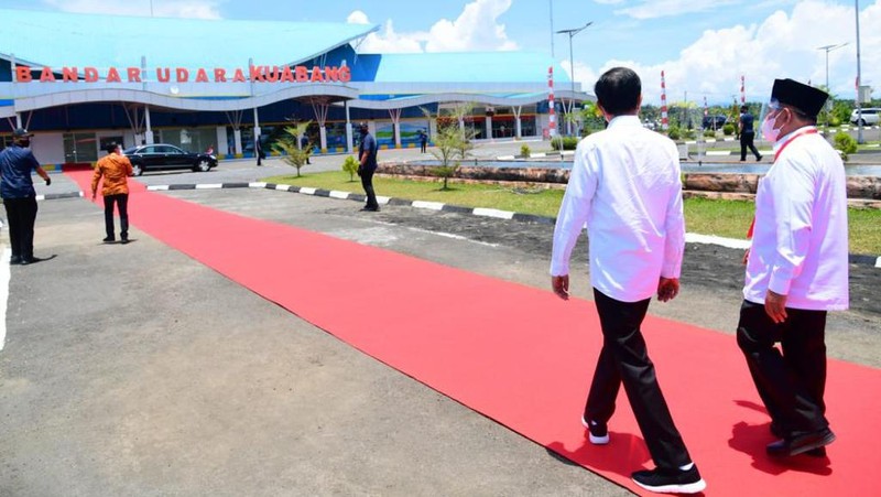 Presiden Jokowi Resmikan Terminal Bandar Udara Kuabang di Kabupaten Halmahera Utara, Provinsi Maluku Utara, 24 Maret 2021. (Foto: Muchlis Jr - Biro Pers Sekretariat Presiden)
