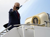 Makin Panas Dunia Persilatan! Biden Siapkan Sanksi ke Inggris