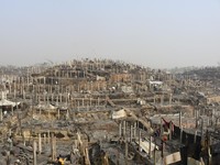 Kebakaran Hancurkan Kamp Rohingya, 15 Tewas & 500 Terluka