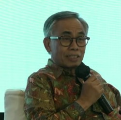 Target Kredit Tumbuh 7,5%, OJK: Bank Turunin Bunga Dong!