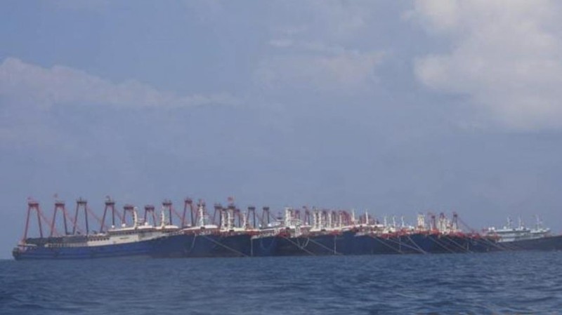 This satellite image provided by Maxar Technologies shows Chinese vessels anchored the Whitsun Reef located in the disputed South China Sea. Tuesday, March 23, 2021. The United States said Tuesday it’s backing the Philippines in a new standoff with Beijing in the disputed South China Sea, where Manila has asked a Chinese fishing flotilla to leave a reef. China ignored the call, insisting it owns the offshore territory. (©2021 Maxar Technologies via AP)