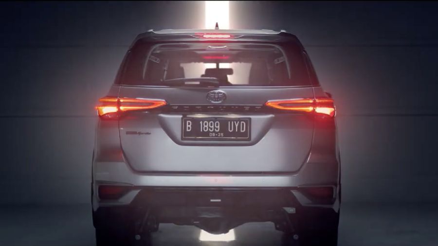 Toyota Fortuner (Official Toyota Indonesia)