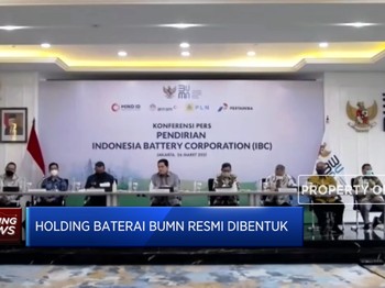 Erick Thohir Umumkan Pembentukan Holding Baterai BUMN