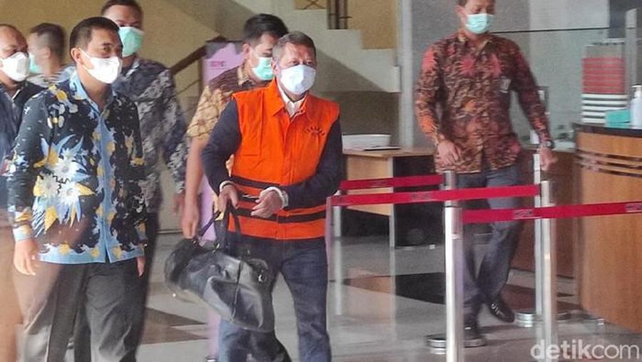 RJ Lino ditahan KPK (Azhar Bagas Ramadhan/detikcom)