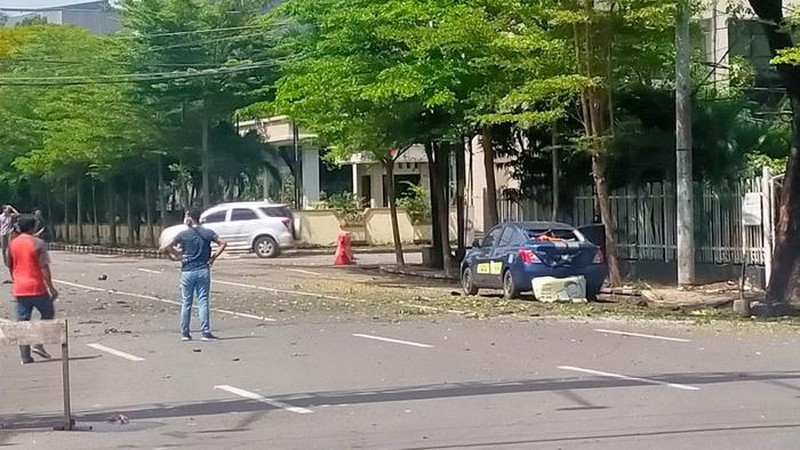 Ledakan di depan Gereja Katedral Makassar (Foto: Ibnu Munsir/detikcom)