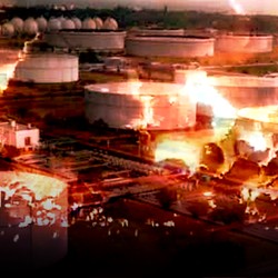 Kebakaran Kilang Minyak Balongan, 912 Orang Mengungsi