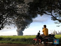 Kilang Minyak Balongan Meledak, Saham ELSA dkk Cenderung Lesu