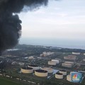Warga Cium Bau Menyengat Sebelum Kilang Balongan Terbakar!