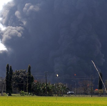 Penampakan Usai Kebakaran di Kilang Balongan Milik Pertamina