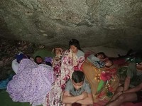 Potret Terkini Warga Myanmar: Desa Kena Bom, Kabur ke Hutan