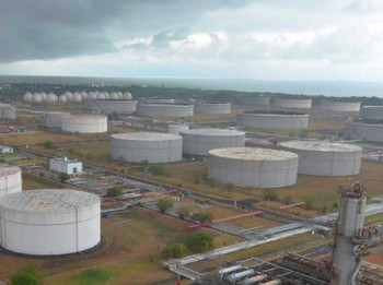 Direktur Pertamina: Kilang Balongan Normal 4-5 Hari ke Depan