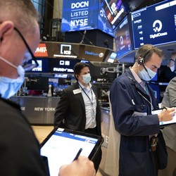 Kepanikan Wall Street Mulai Reda,  Apple Sudah Rugi Rp 10.000 T