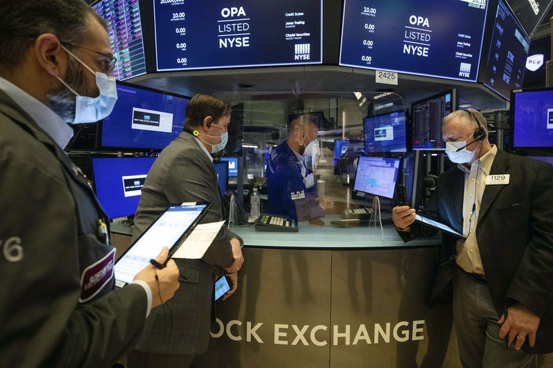 Emiten Wall Street. AP
