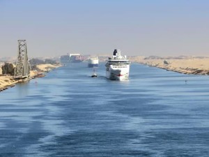 Sekilas tentang Terusan Suez yang Dibuka 17 November 1869