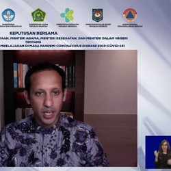 Nadiem: Wajib Sekolah Tatap Muka Setelah Guru Divaksinasi