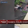 Mabes Polri Diserang Wanita Bersenjata, Tewas Didor Petugas!