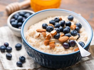 Oatmeal Jadi Menu Diet Populer, Ini 5 Manfaat Sehatnya