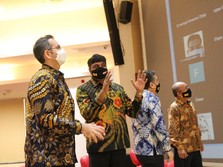 Tenggat Merger ISAT-Tri 16 Agustus, Ini Update Bos Indosat!
